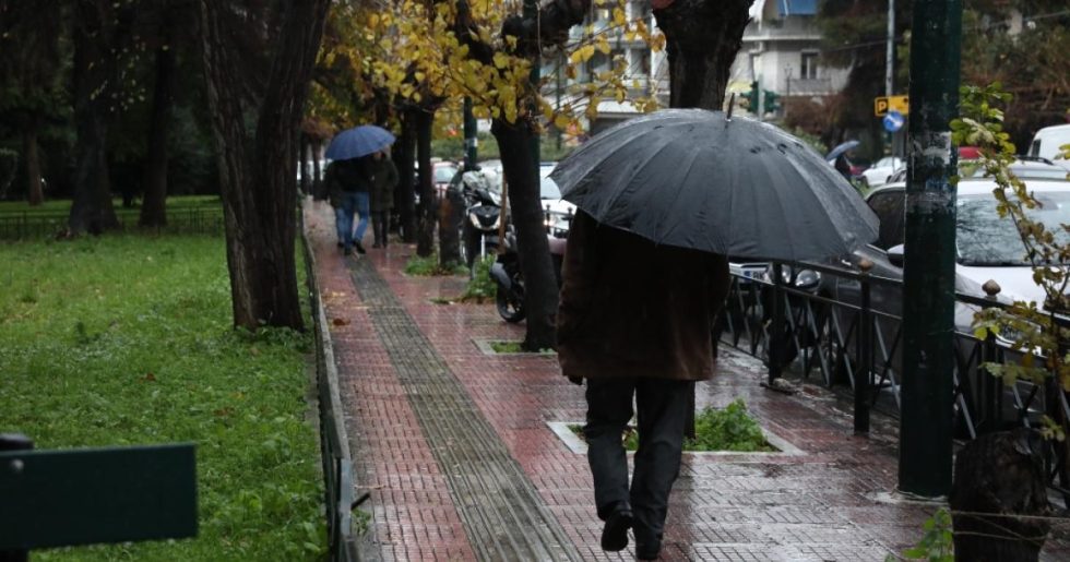 Επιδείνωση του καιρού με λασποβροχές και καταίγιδες